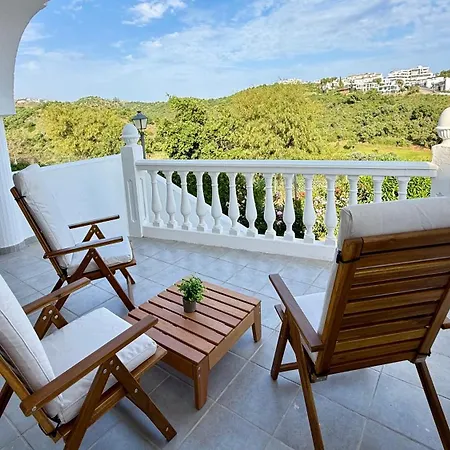 Apartmán White And Duplex, By Sol Maestranza Marbella
