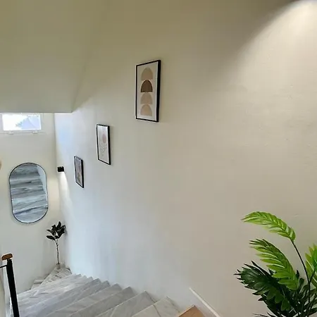White And Duplex, By Sol Maestranza Marbella