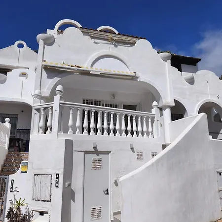 White And Duplex, By Sol Maestranza Apartmán Marbella